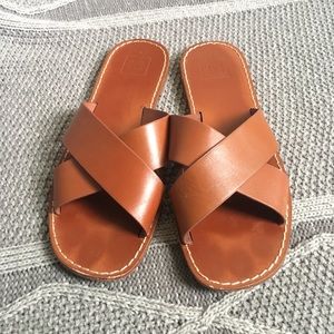 GAP leather slide sandals